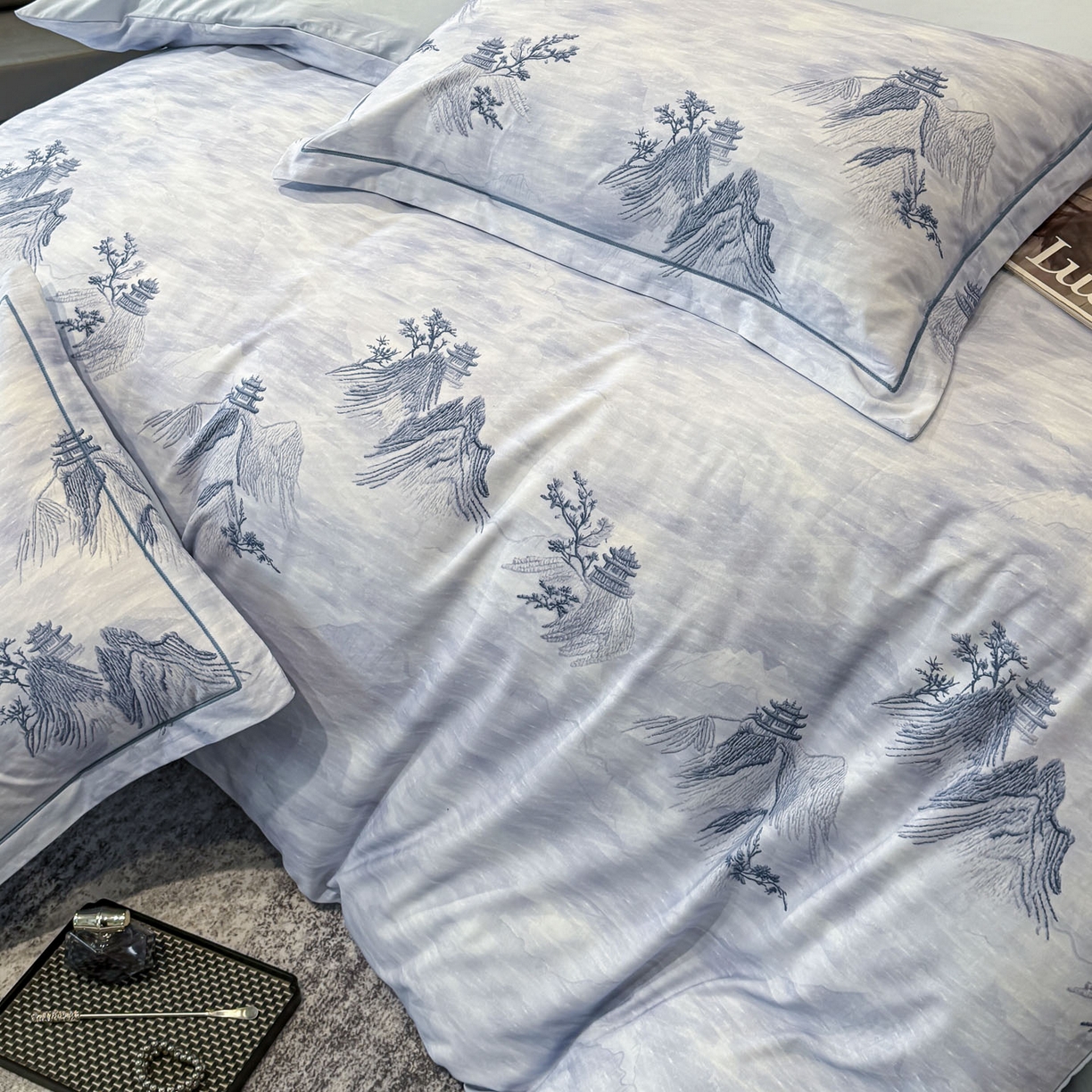 91家纺网 家纺一手货源 找家纺 喜四方 2026新款100%全棉60支长绒棉数码印花四件套（控价不低于180） 锦绣山河-兰