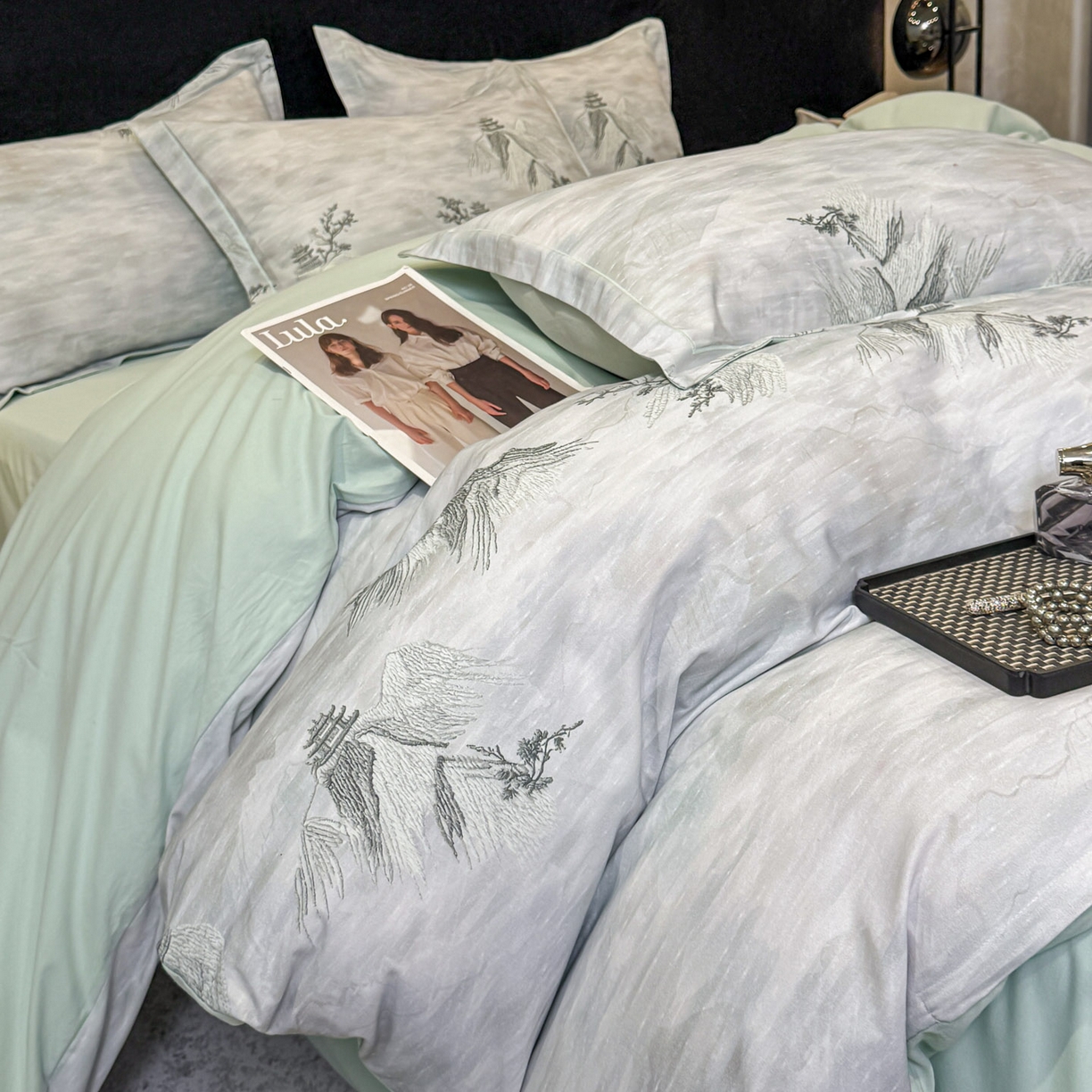 91家纺网 家纺一手货源 找家纺 喜四方 2026新款100%全棉60支长绒棉数码印花四件套（控价不低于180） 锦绣山河-绿