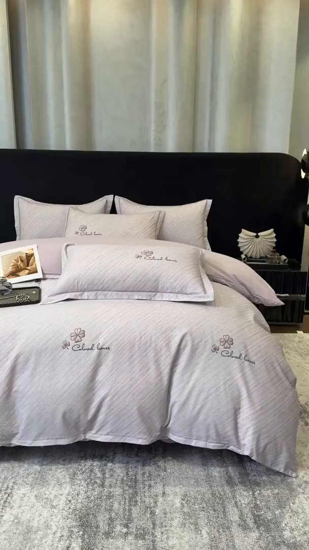 91家纺网 家纺一手货源 找家纺 喜四方 2026新款100%全棉60支长绒棉数码印花四件套（控价不低于180） 乐维空间-紫