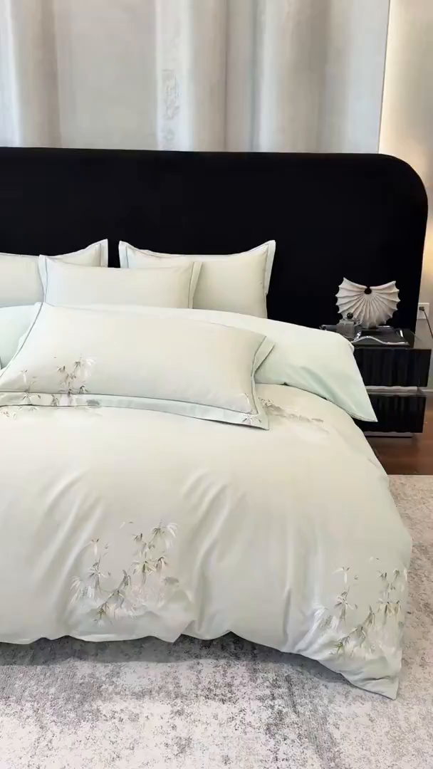 91家纺网 家纺一手货源 找家纺 喜四方 2026新款100%全棉60支长绒棉数码印花四件套（控价不低于180） 竹林隐现-绿