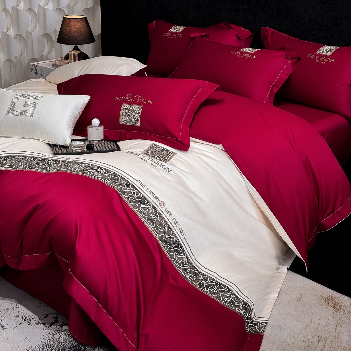 91家纺网 家纺一手货源 找家纺 （总）苏美 2026春夏新款高档礼盒装50*50S贡缎长绒棉刺绣四件套100%纯棉全棉轻奢床品-星空