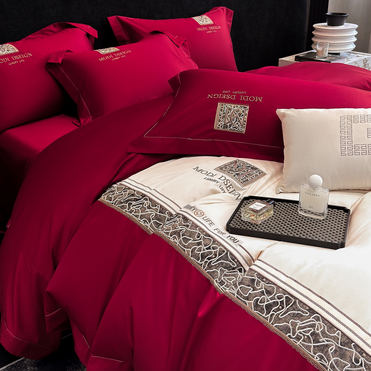 91家纺网 家纺一手货源 找家纺 苏美 2026春夏新款高档礼盒装50*50S贡缎长绒棉刺绣四件套100%纯棉全棉轻奢床品-星空 星空-红