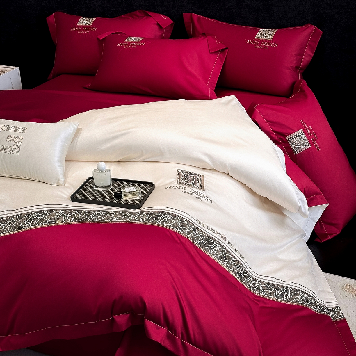 91家纺网 家纺一手货源 找家纺 苏美 2026春夏新款高档礼盒装50*50S贡缎长绒棉刺绣四件套100%纯棉全棉轻奢床品-星空 星空-红