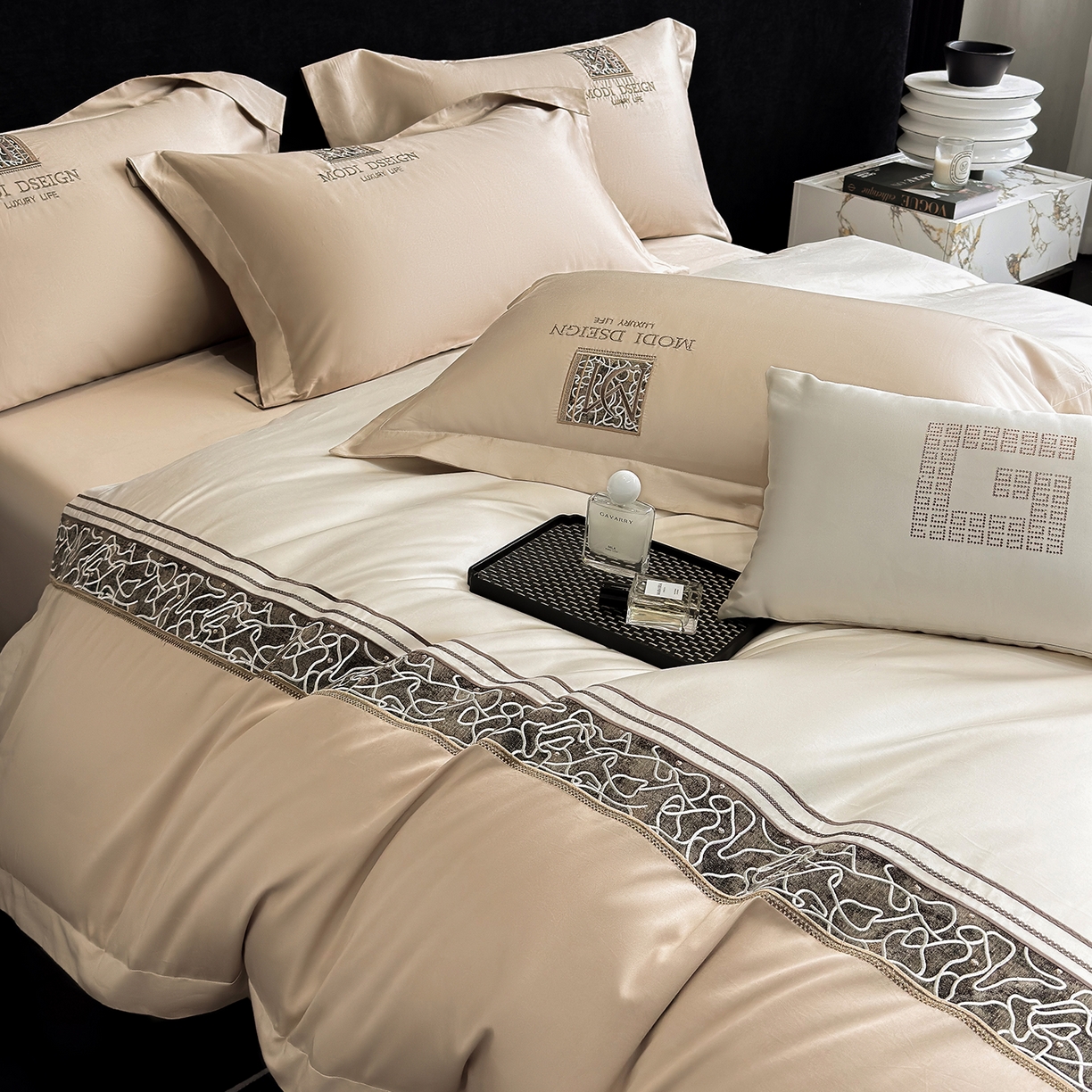 91家纺网 家纺一手货源 找家纺 苏美 2026春夏新款高档礼盒装50*50S贡缎长绒棉刺绣四件套100%纯棉全棉轻奢床品-星空 星空-咖