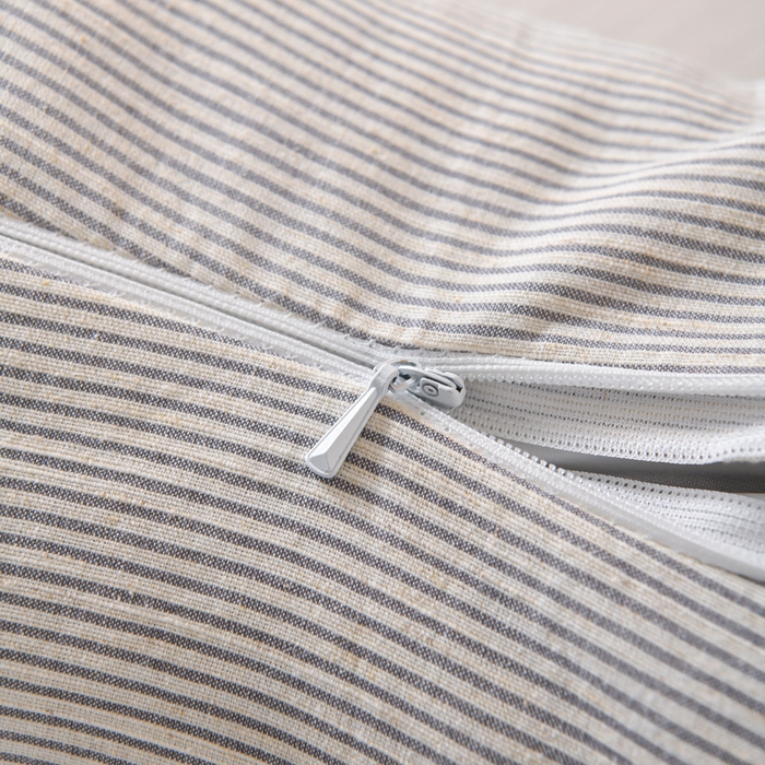 91家纺网 家纺一手货源 找家纺 仁宇枕业 2026新款新品棉麻款条纹头枕颈枕系列荞麦枕头枕芯 棉麻款条纹头枕颈枕系列荞麦枕-灰色条