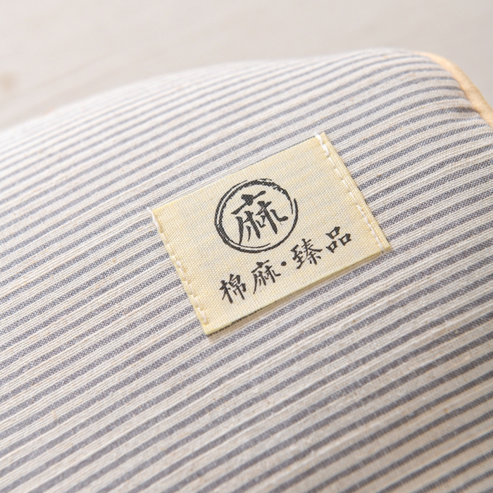 91家纺网 家纺一手货源 找家纺 仁宇枕业 2026新款新品棉麻款条纹头枕颈枕系列荞麦枕头枕芯 棉麻款条纹头枕颈枕系列荞麦枕-灰色条