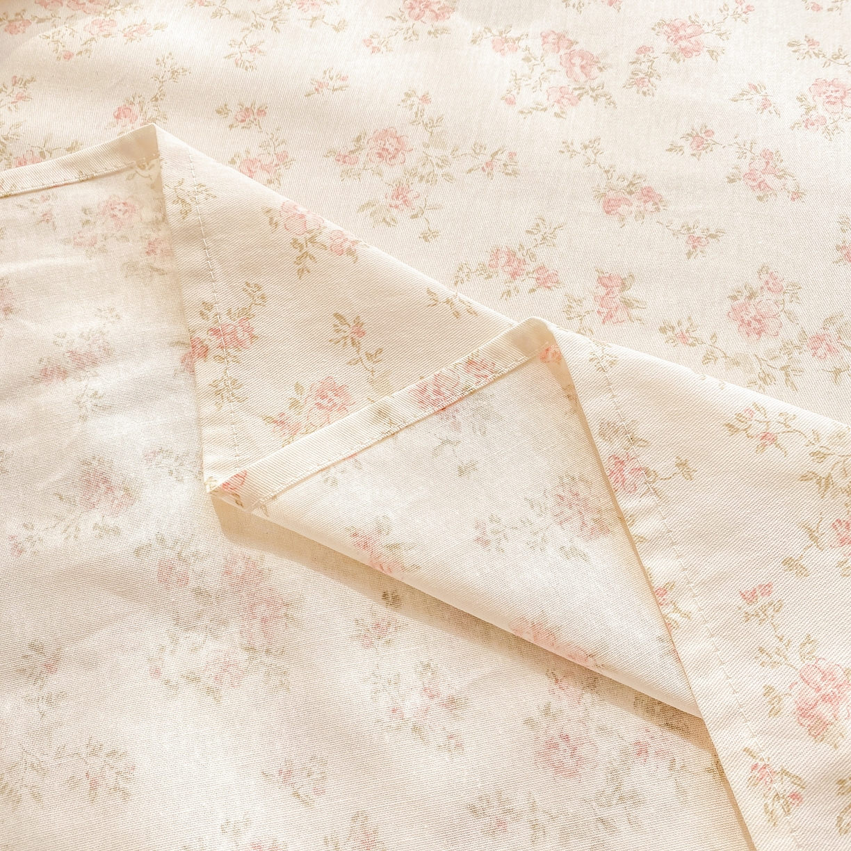 91家纺网 家纺一手货源 找家纺 花梦欣 2026新款全棉印花单品系列2花卉款-单床单 俏佳人