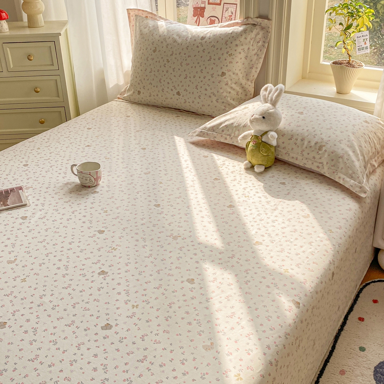 91家纺网 家纺一手货源 找家纺 花梦欣 2026新款全棉印花单品系列2花卉款-单床单 微花耳耳粉