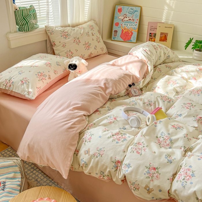 91家纺网 家纺一手货源 找家纺 漫仙阁家纺 2026新款纯棉学生宿舍A版100%新疆棉B版古法水洗三件套全棉四件套朝花夕拾