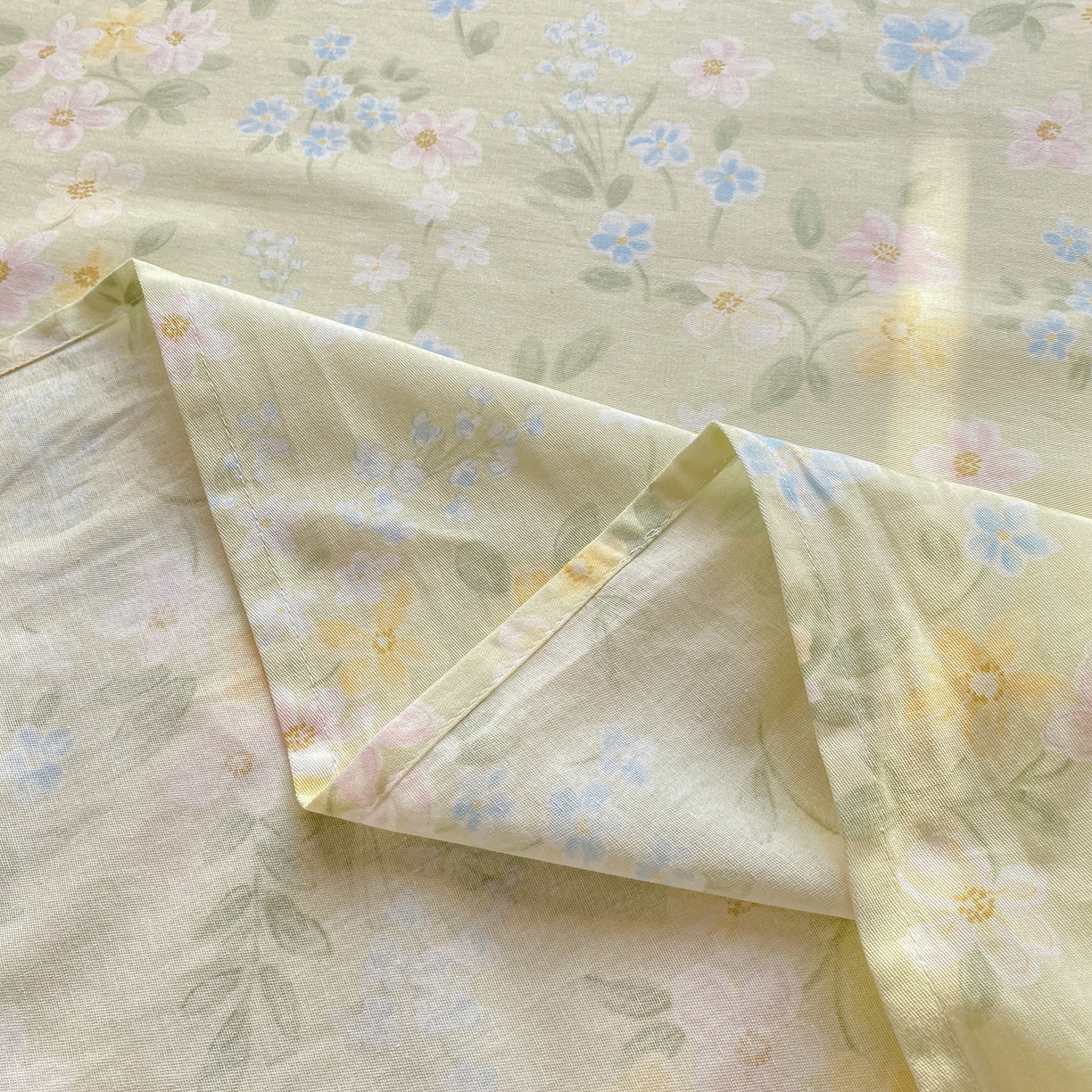 91家纺网 家纺一手货源 找家纺 花梦欣 2026新款全棉印花单品系列2花卉款-单床单 徐徐花开