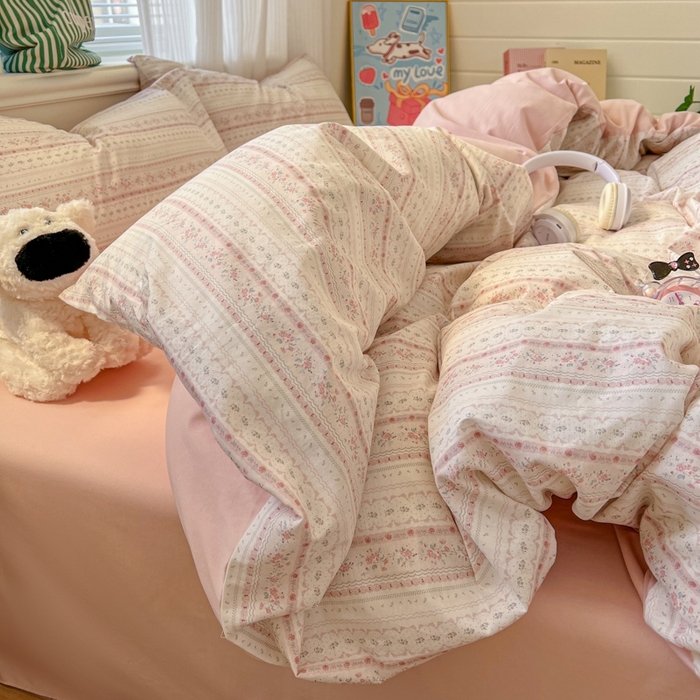 91家纺网 家纺一手货源 找家纺 漫仙阁家纺 2026新款纯棉学生宿舍A版100%新疆棉B版古法水洗三件套全棉四件套粉色蜜恋