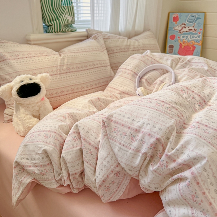 91家纺网 家纺一手货源 找家纺 漫仙阁家纺 2026新款纯棉学生宿舍A版100%新疆棉B版古法水洗三件套全棉四件套粉色蜜恋