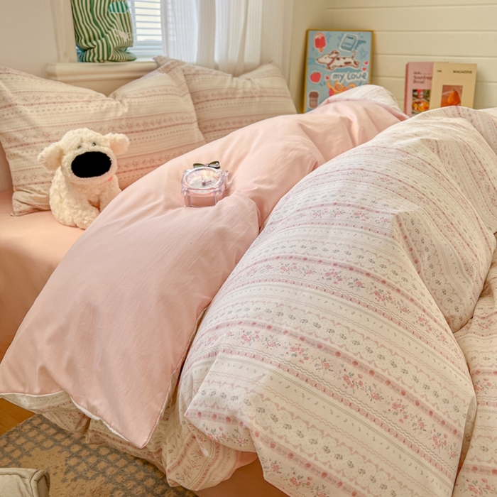 91家纺网 家纺一手货源 找家纺 漫仙阁家纺 2026新款纯棉学生宿舍A版100%新疆棉B版古法水洗三件套全棉四件套粉色蜜恋