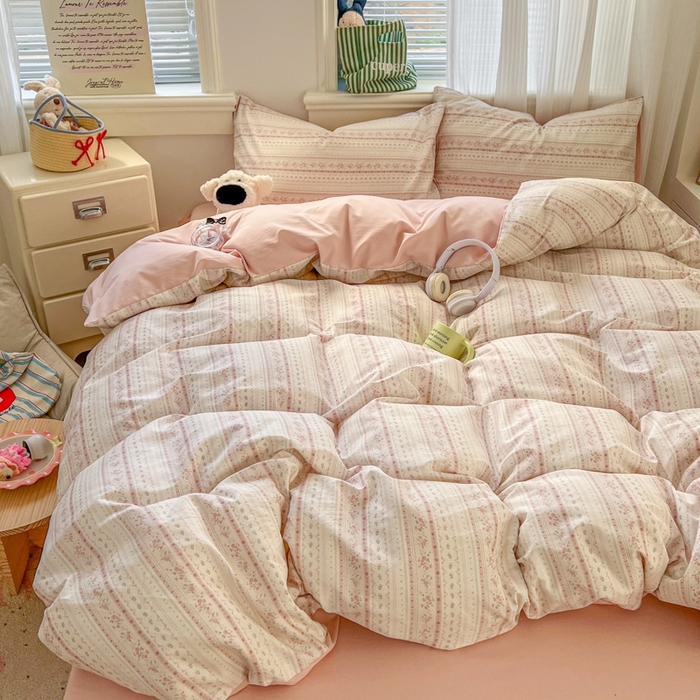 91家纺网 家纺一手货源 找家纺 漫仙阁家纺 2026新款纯棉学生宿舍A版100%新疆棉B版古法水洗三件套全棉四件套粉色蜜恋