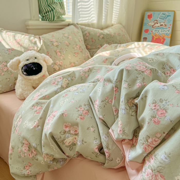 91家纺网 家纺一手货源 找家纺 漫仙阁家纺 2026新款纯棉学生宿舍A版100%新疆棉B版古法水洗三件套全棉四件套抹茶花语