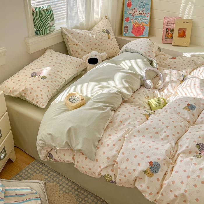 91家纺网 家纺一手货源 找家纺 漫仙阁家纺 2026新款纯棉学生宿舍A版100%新疆棉B版古法水洗三件套全棉四件套南瓜派对