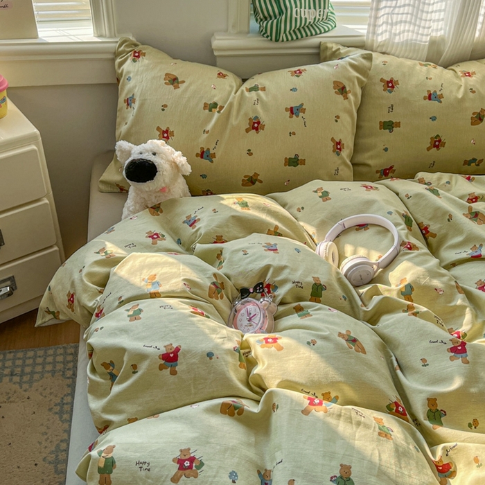 91家纺网 家纺一手货源 找家纺 漫仙阁家纺 2026新款纯棉学生宿舍A版100%新疆棉B版古法水洗三件套全棉四件套哨兵熊