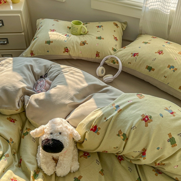 91家纺网 家纺一手货源 找家纺 漫仙阁家纺 2026新款纯棉学生宿舍A版100%新疆棉B版古法水洗三件套全棉四件套哨兵熊