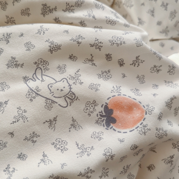 91家纺网 家纺一手货源 找家纺 海岛哥哥 2026新款仿棉云柔纱韩版双花边四件套 花边-枝枝草莓