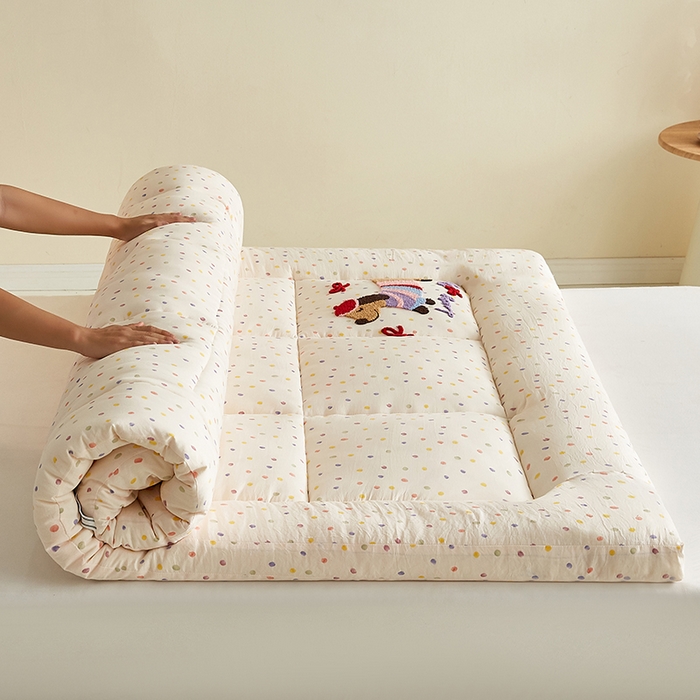 91家纺网 家纺一手货源 找家纺 （总）蓝冰家纺 2026新款四季抗菌防螨刺绣床垫床褥学生床垫