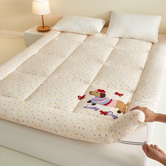 91家纺网 家纺一手货源 找家纺 （总）蓝冰家纺 2026新款四季抗菌防螨刺绣床垫床褥学生床垫