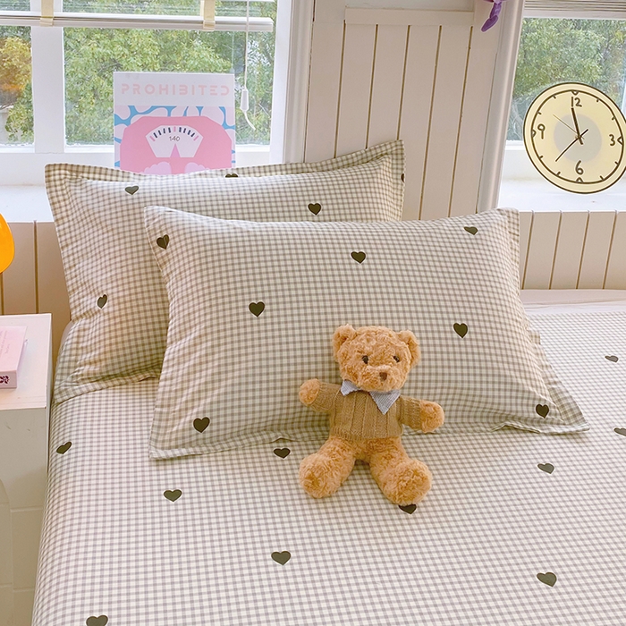 91家纺网 家纺一手货源 找家纺 金丝兔 2026新款纯棉印花四件套系列 格子爱心