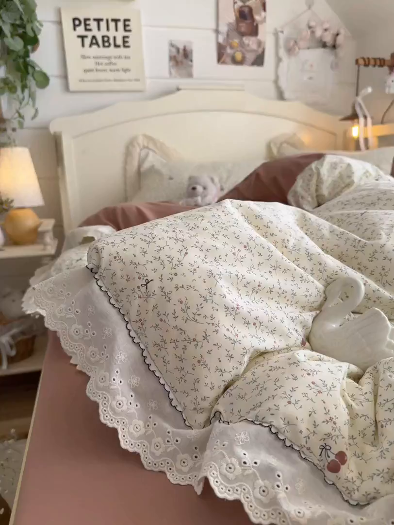 91家纺网 家纺一手货源 找家纺 港岛妹妹 2026新款仿棉云柔纱韩版双花边四件套 花边-樱桃枝枝