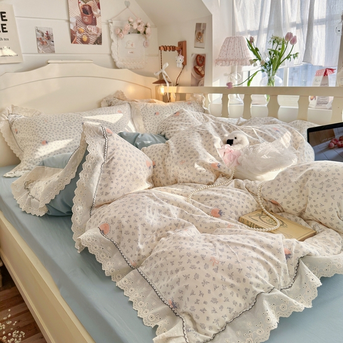 91家纺网 家纺一手货源 找家纺 港岛妹妹 2026新款仿棉云柔纱韩版双花边四件套 花边-枝枝草莓