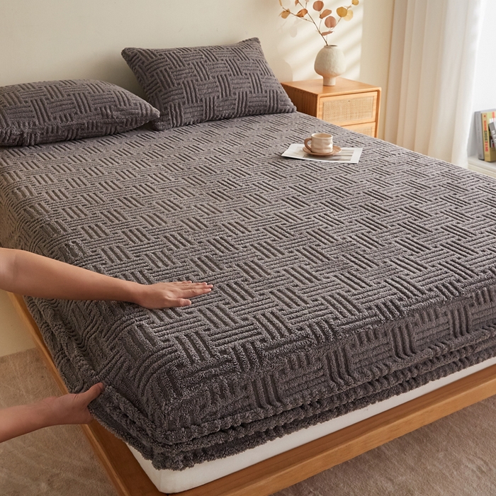 91家纺网 家纺一手货源 找家纺 （总）蓝冰家纺 2025新款塔芙绒提花冬被被子被芯