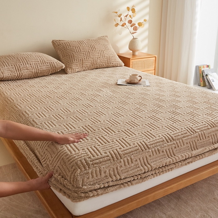 蓝冰家纺 2026新款提花塔芙绒床笠 卡其色