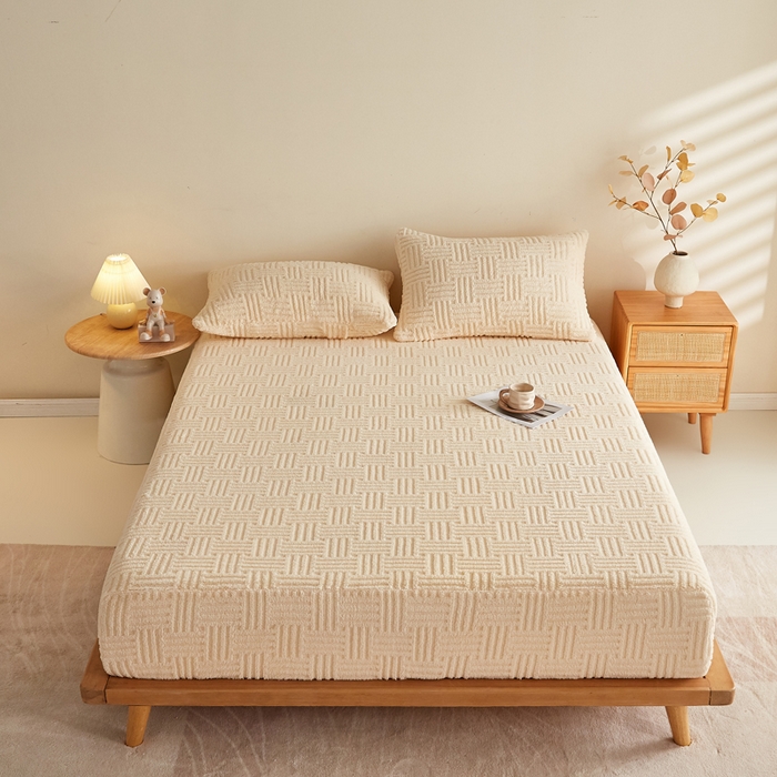 91家纺网 家纺一手货源 找家纺 蓝冰家纺 2026新款提花塔芙绒床笠 米黄色