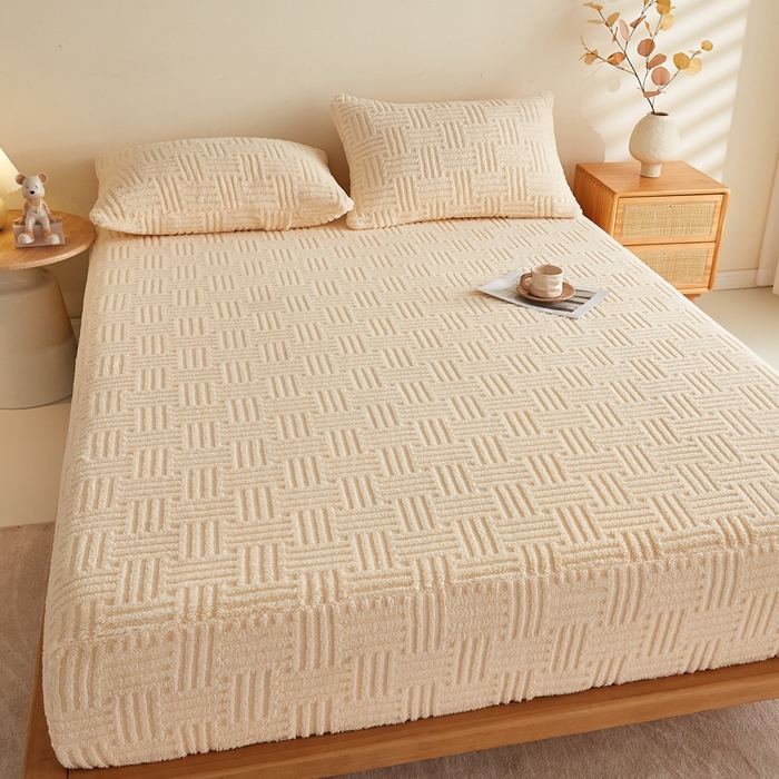 91家纺网 家纺一手货源 找家纺 蓝冰家纺 2026新款提花塔芙绒床笠 米黄色