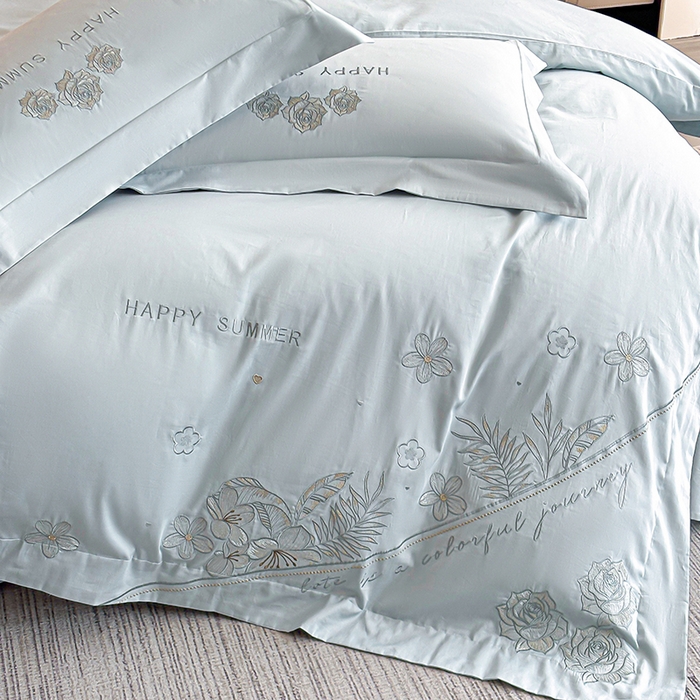 91家纺网 家纺一手货源 找家纺 桃园 新款纯棉全棉长绒棉刺绣绣花高端礼盒四件套-卡尔系列 卡尔 飘蓝