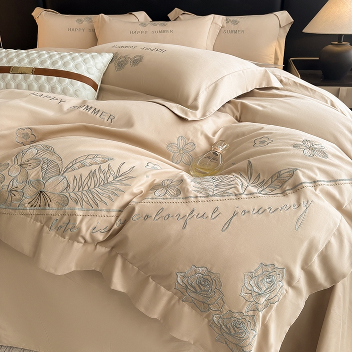 91家纺网 家纺一手货源 找家纺 桃园 新款纯棉全棉长绒棉刺绣绣花高端礼盒四件套-卡尔系列 卡尔 香槟