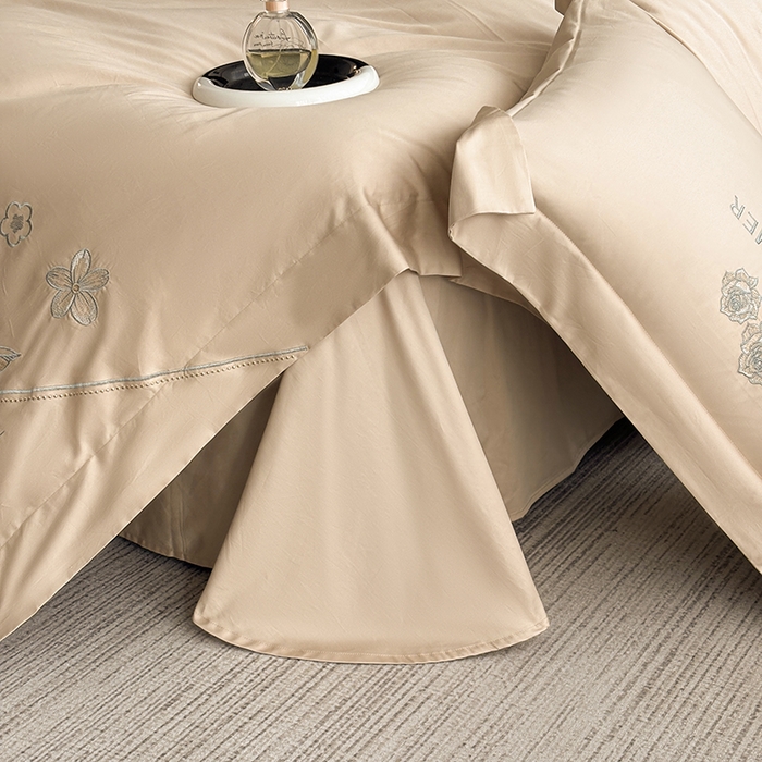 91家纺网 家纺一手货源 找家纺 桃园 新款纯棉全棉长绒棉刺绣绣花高端礼盒四件套-卡尔系列 卡尔 香槟