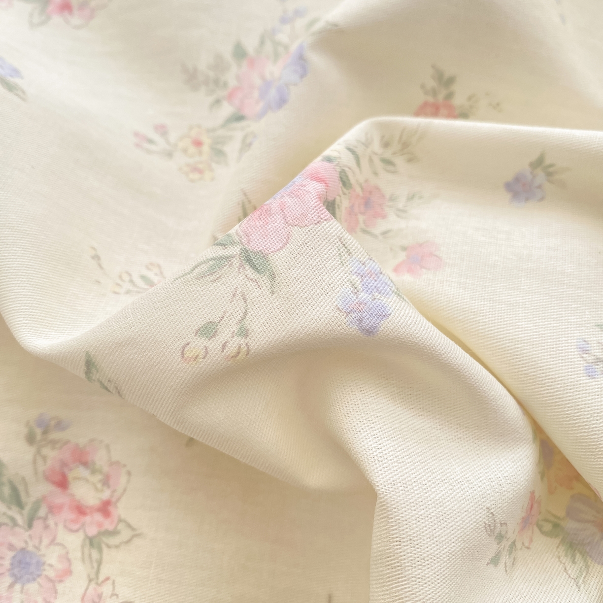 91家纺网 家纺一手货源 找家纺 花梦欣 2026新款全棉印花单品系列-单床单 欧风花影