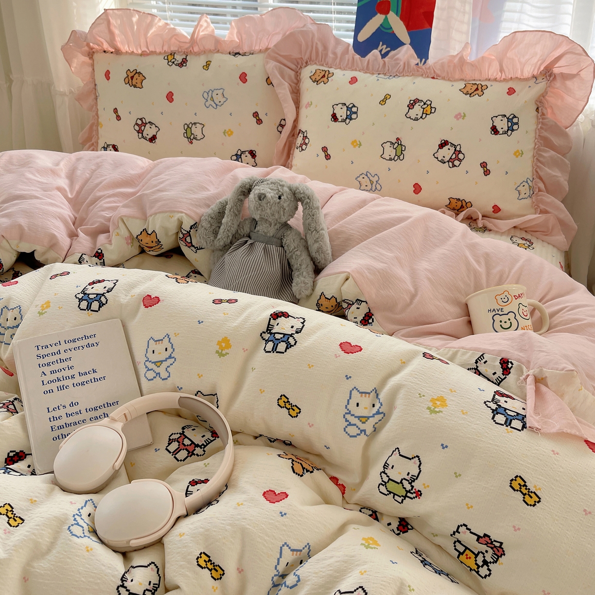 91家纺网 家纺一手货源 找家纺 韩都家居 2026新款云感双层纱床盖四件套 爱丝KT猫