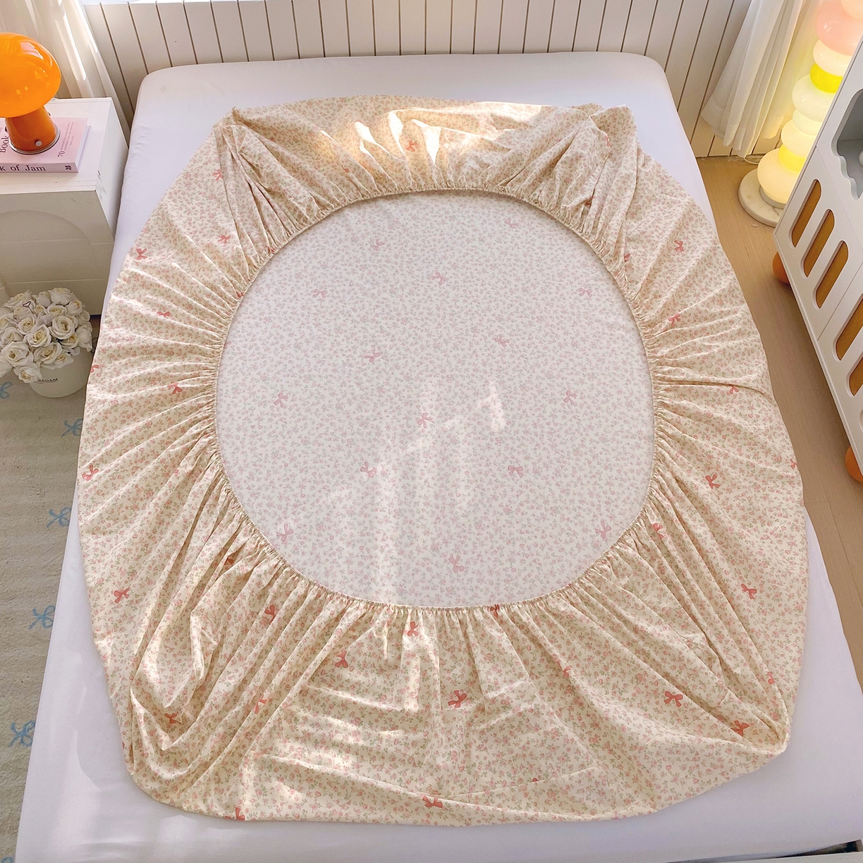 91家纺网 家纺一手货源 找家纺 金丝兔 2026新款纯棉印花单品床笠系列 粉蕊蝶