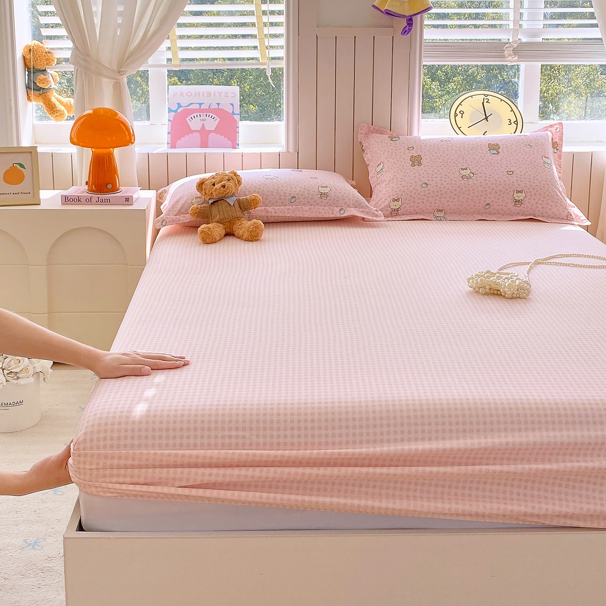 91家纺网 家纺一手货源 找家纺 金丝兔 2026新款纯棉印花单品床笠系列 粉小格