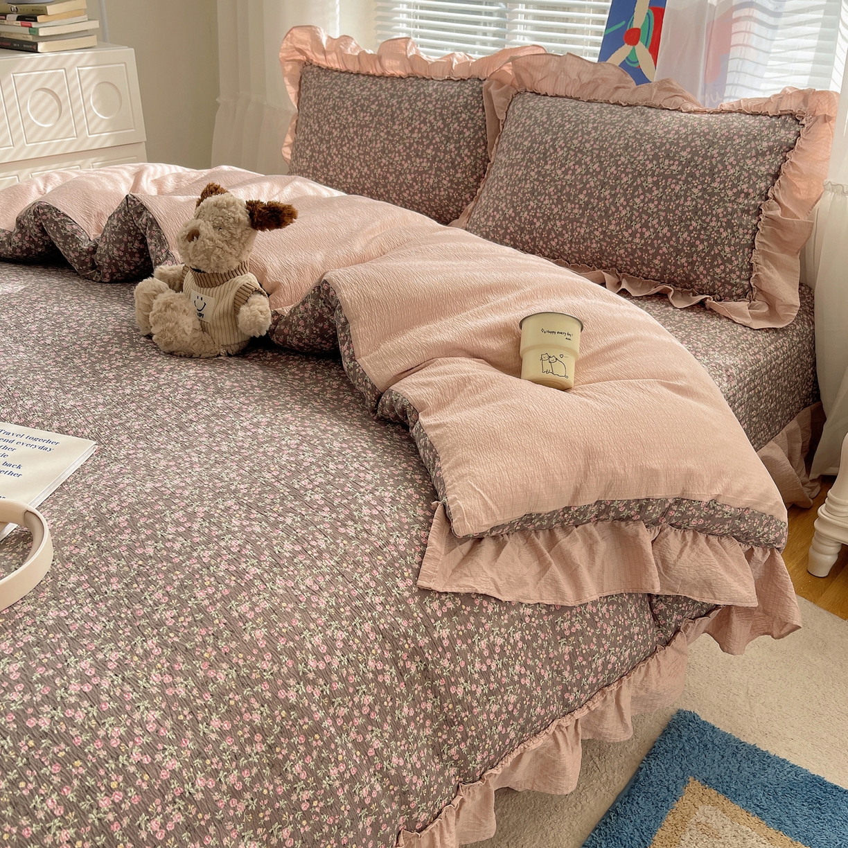 91家纺网 家纺一手货源 找家纺 韩都家居 2026新款云感双层纱床盖四件套 春满园