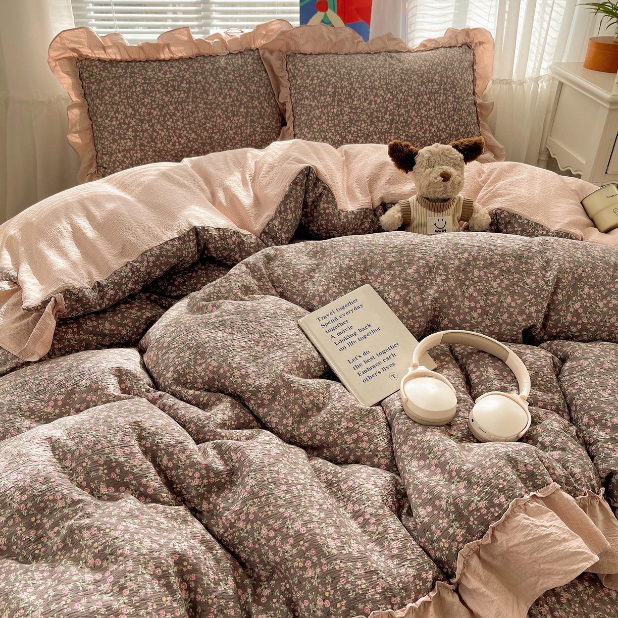 91家纺网 家纺一手货源 找家纺 韩都家居 2026新款云感双层纱床盖四件套 春满园