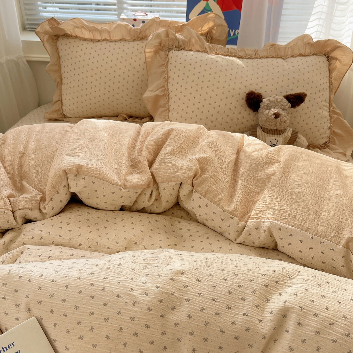 91家纺网 家纺一手货源 找家纺 韩都家居 2026新款云感双层纱床盖四件套 蝶舞