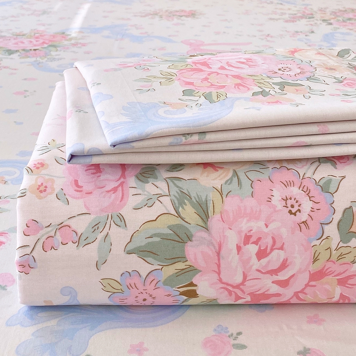 91家纺网 家纺一手货源 找家纺 金丝兔 2026新款纯棉印花单品床笠系列 花漫歌