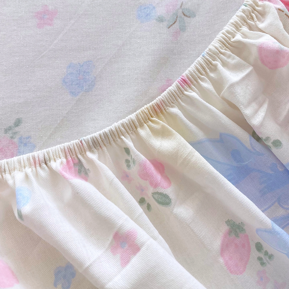 91家纺网 家纺一手货源 找家纺 金丝兔 2026新款纯棉印花单品床笠系列 花漫歌