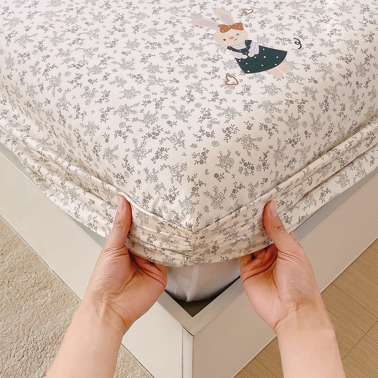 91家纺网 家纺一手货源 找家纺 金丝兔 2026新款纯棉印花单品床笠系列 吉吉兔