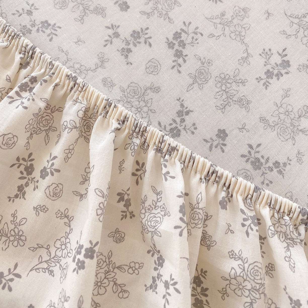 91家纺网 家纺一手货源 找家纺 金丝兔 2026新款纯棉印花单品床笠系列 吉吉兔