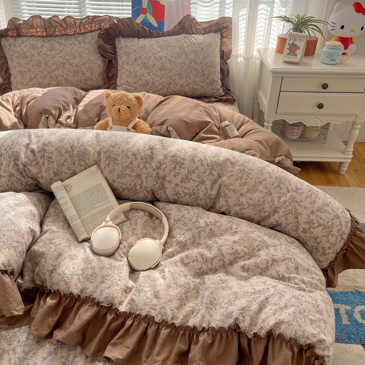 91家纺网 家纺一手货源 找家纺 韩都家居 2026新款云感双层纱床盖四件套 赫本咖