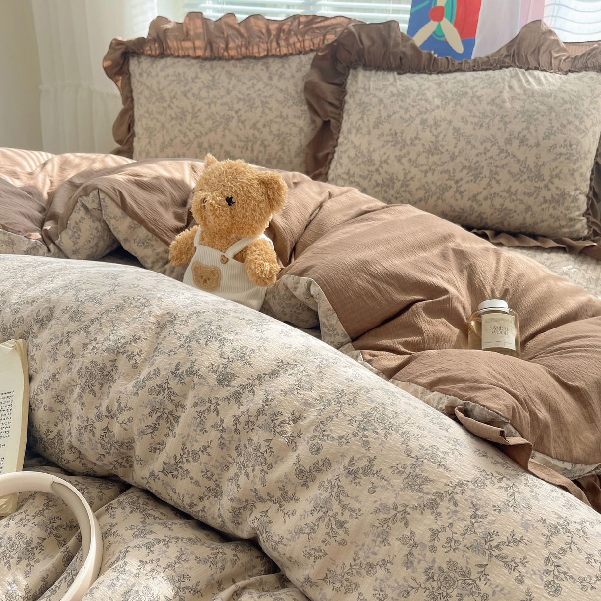 91家纺网 家纺一手货源 找家纺 韩都家居 2026新款云感双层纱床盖四件套 赫本咖