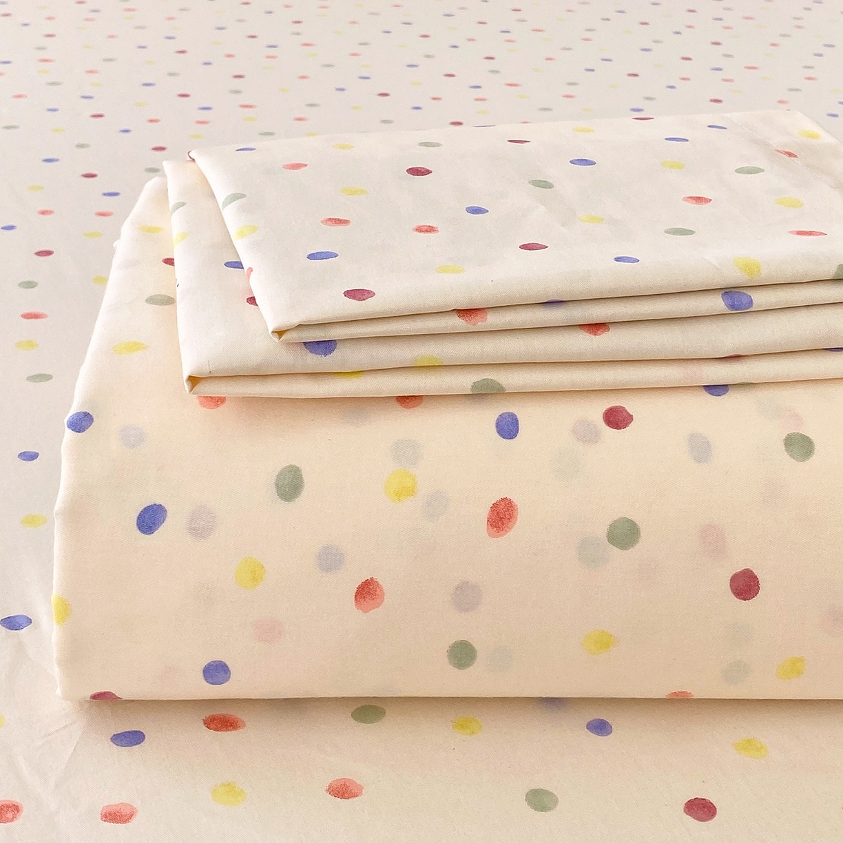 91家纺网 家纺一手货源 找家纺 金丝兔 2026新款纯棉印花单品床笠系列 奶油波点