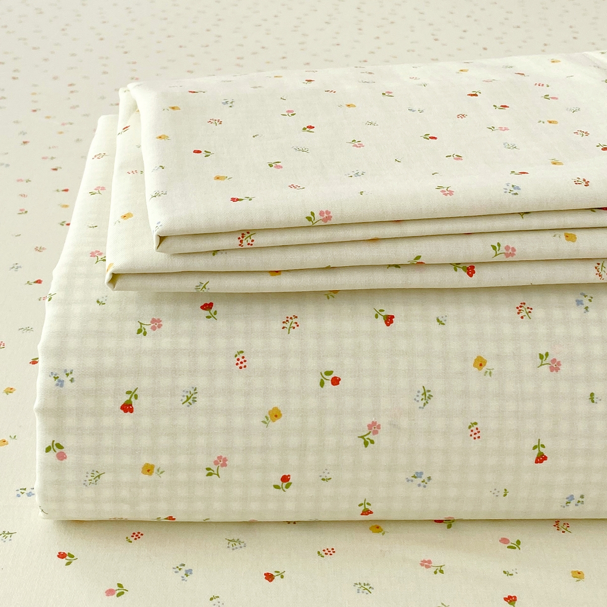 91家纺网 家纺一手货源 找家纺 金丝兔 2026新款纯棉印花单品床笠系列 泡芙小花